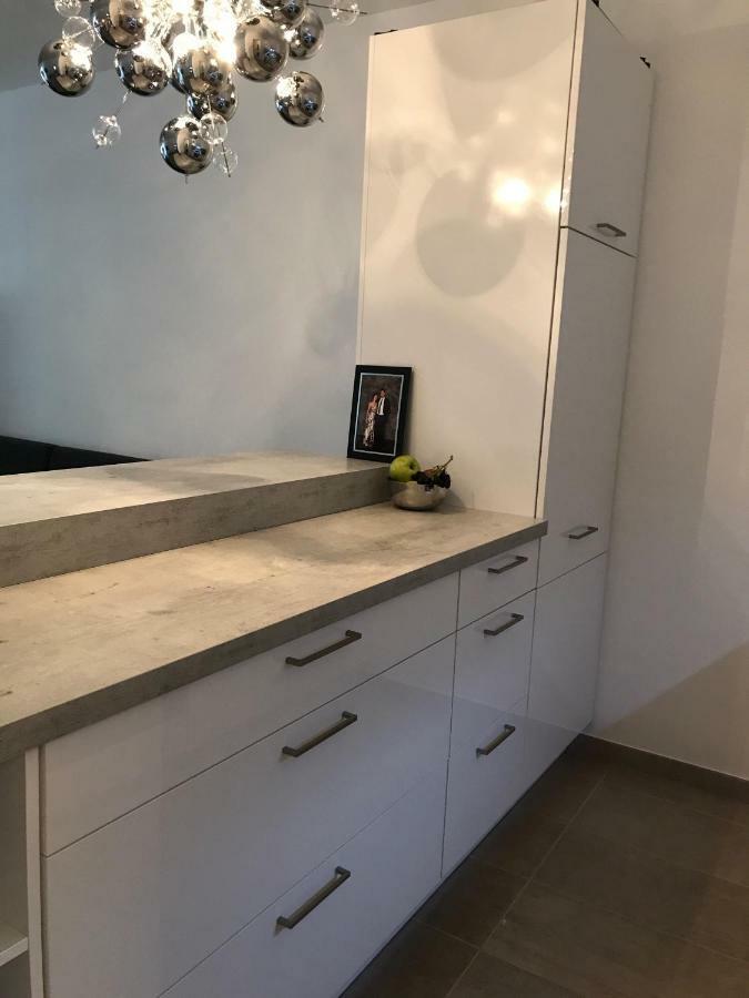Apartment Modernes, Messenahes 1-zi-appartment Hannover
